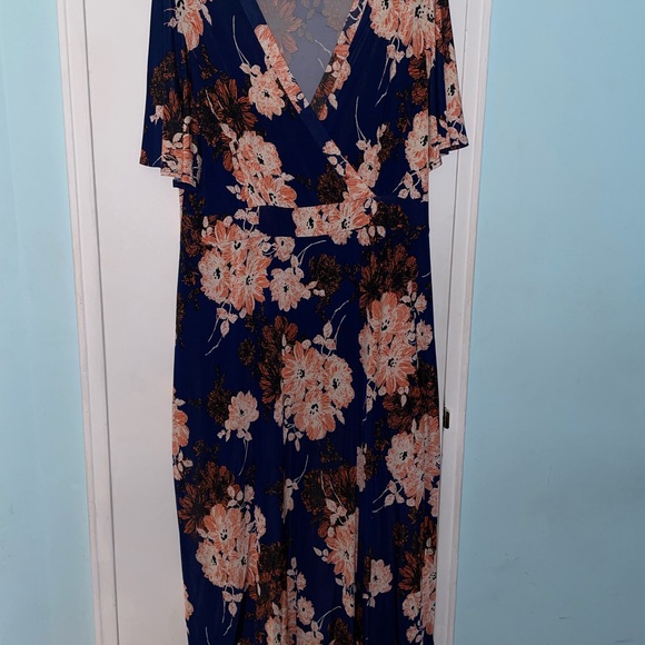 Stitchfix - Gilli Floral Maxi Dress - Navy, White & Orange - Picture 2 of 4